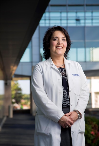 Dr. Annick Desjardins, neuro-oncologue au Duke Cancer Center en Caroline du Nord. La Québécoise a fait ses études de médecine à l'Université Sherbrooke avant d'aller se spécialiser en neuro-oncologie aux États-Unis en 2003 à Duke University. Elle a été engagée par l'université en 2005. 
