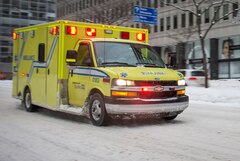 Trois personnes transportées à l'hôpital à la suite d'un incendie à Québec