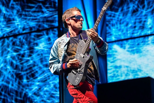 Le groupe rock Muse a fermé la 50e édition du Festival d'été de Québec en donnant le dernier concert sur les plaines d'Abraham, dimanche.